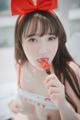 DJAWA Photo - Son Ye-Eun (손예은): "Strawbeery Girl" (152 photos) P103 No.72e90d